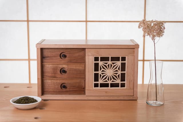 Tea Cabinet Woodworking Plan